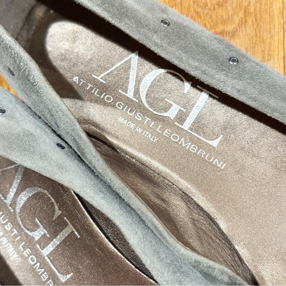 AGL Attilio Giusti Leombroni Grommet Flats
Attilio Giusti Leombruni - Picture 3 of 6